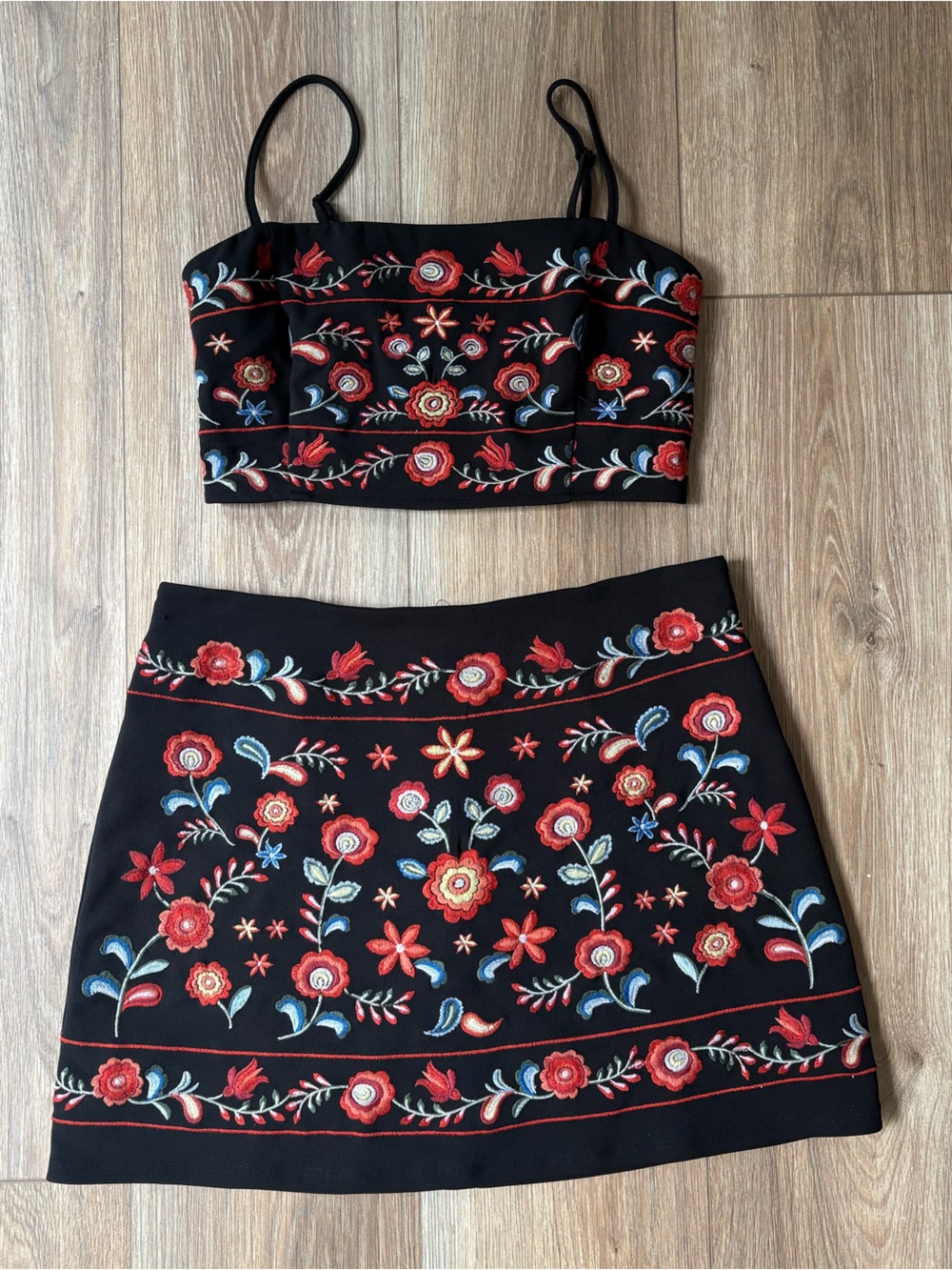 Black Embroidered 2 Piece Set Crop Mini Boho Size M